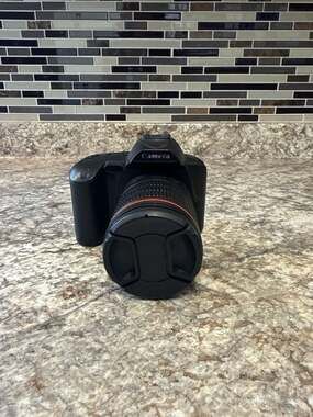 4K Ultra HD WiFi Digital Video Camera DSLR-Style with Macro Lens